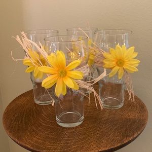 4 12oz Glasses with Raffia and Yellow Daisy